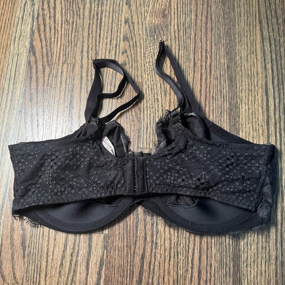 Victoria’s Secret black lace push up without padding bra size 38DDD - Picture 3 of 6